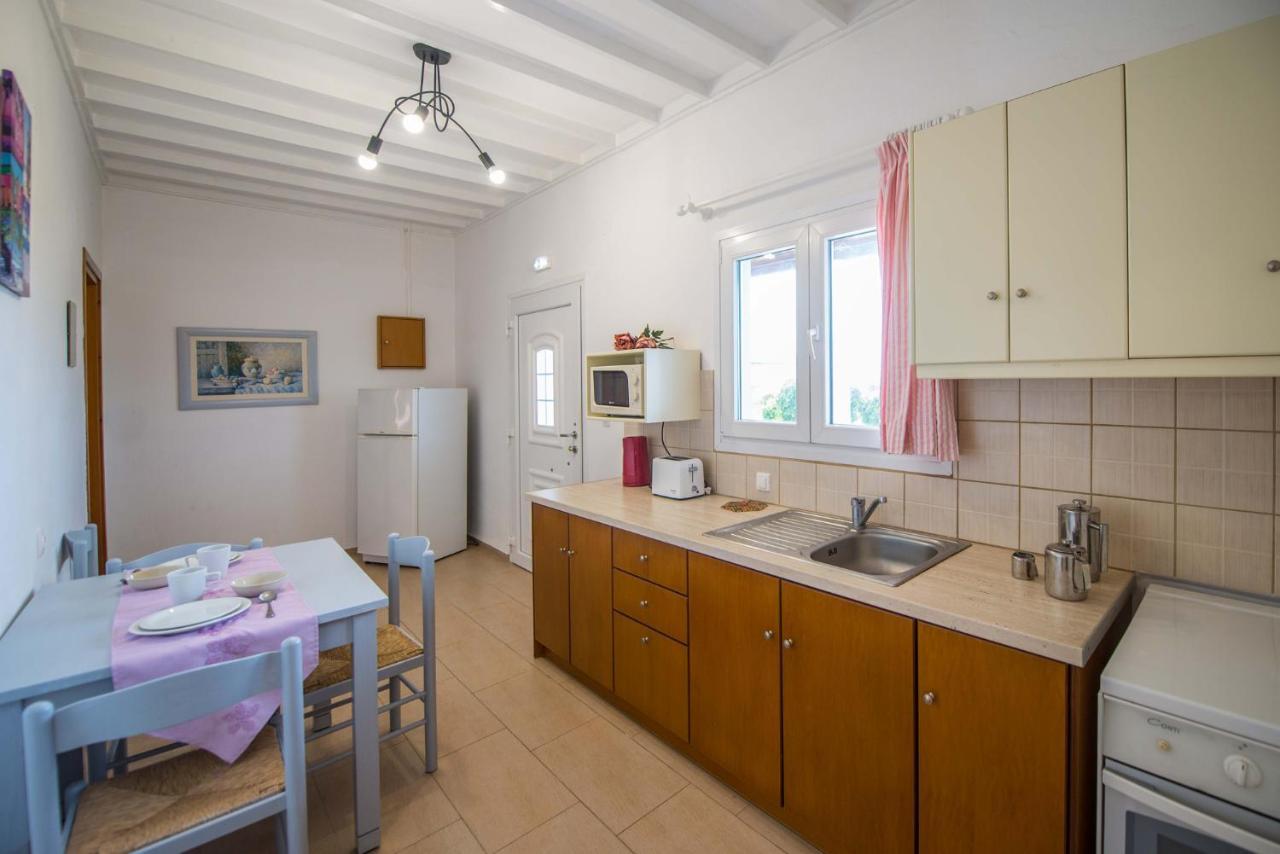 Beachside Acharavi Corfu דירה אצ'ארבי